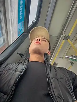 Snapshot of Eros_lee chatting on 20, 3, 2026 Eros lee online show from 20, 3, 2026