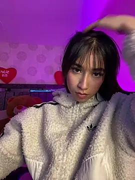 alahia pink online show from 5, 3, 2026