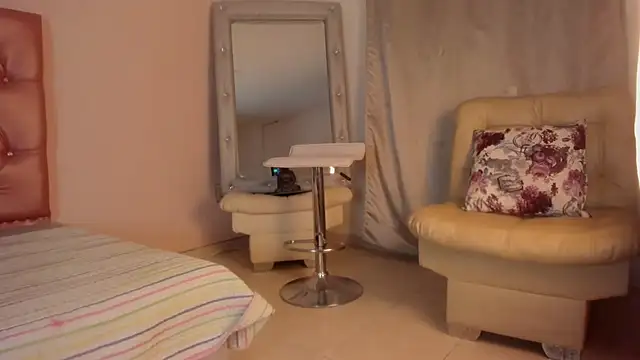 shantall cruzz online show from 24, 3, 2026