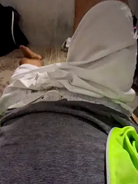 Snapshot of ReizinhoOh chatting on 19, 2, 2026 ReizinhoOh online show from 19, 2, 2026