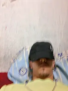 Snapshot of ReizinhoOh chatting on 8, 3, 2026 ReizinhoOh online show from 8, 3, 2026