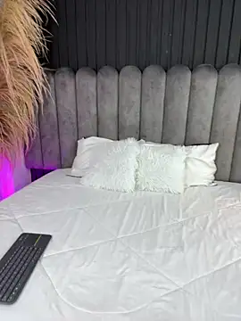 Nanda vixen  online show from 3, 3, 2026