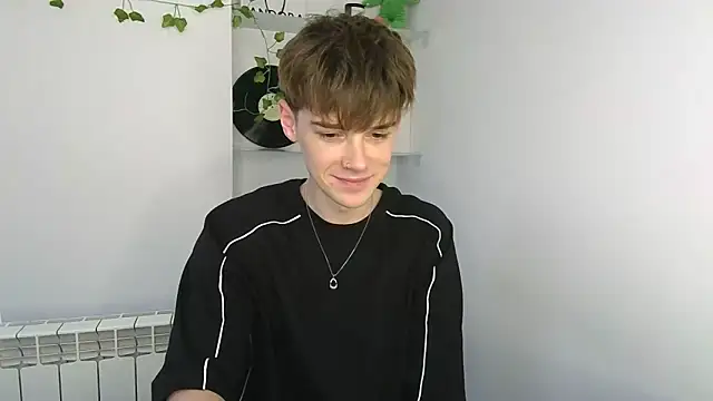 Snapshot of YourMilkyGuy chatting on 17, 3, 2026 YourMilkyGuy online show from 17, 3, 2026