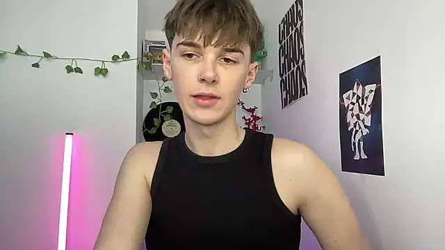 Snapshot of YourMilkyGuy chatting on 30, 3, 2026 YourMilkyGuy online show from 30, 3, 2026