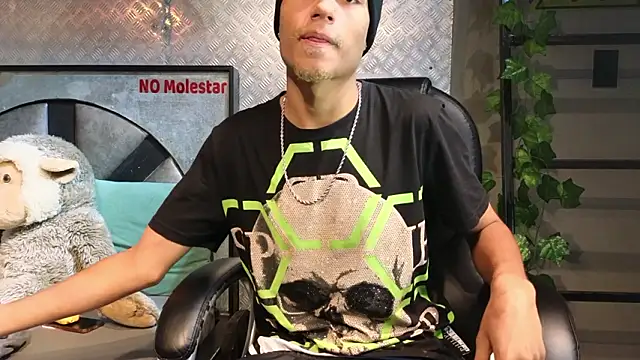 Snapshot of ItsZairen chatting on 18, 3, 2026 ItsZairen online show from 18, 3, 2026