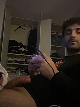 elia2711 online show from 12, 2, 2026