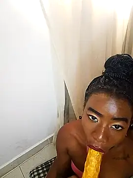 Snapshot of -hotebony chatting on 5, 3, 2026 -hotebony online show from 5, 3, 2026