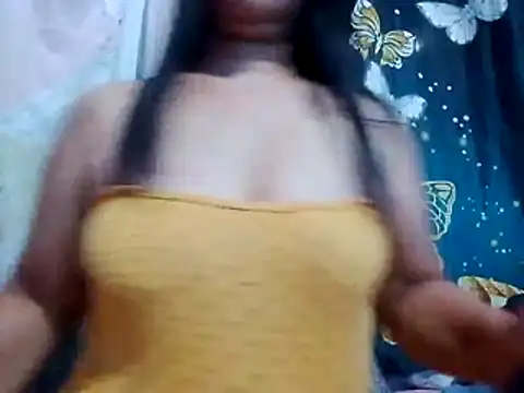 suzzie hot online show from 10, 3, 2026