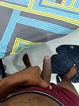 Snapshot of Daddyishere_19 chatting on 5, 3, 2026 Daddyishere 19 online show from 5, 3, 2026