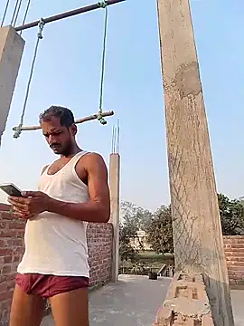 Snapshot of Daddyishere_19 chatting on 15, 3, 2026 Daddyishere 19 online show from 15, 3, 2026