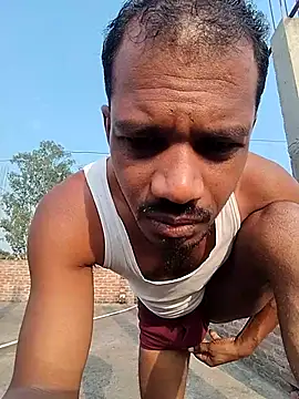 Snapshot of Daddyishere_19 chatting on 24, 3, 2026 Daddyishere 19 online show from 24, 3, 2026