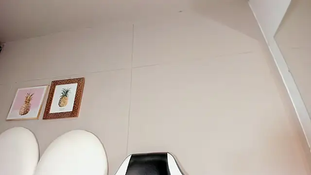 Snapshot of luna_bradley_ chatting on 25, 3, 2026 luna bradley online show from 25, 3, 2026