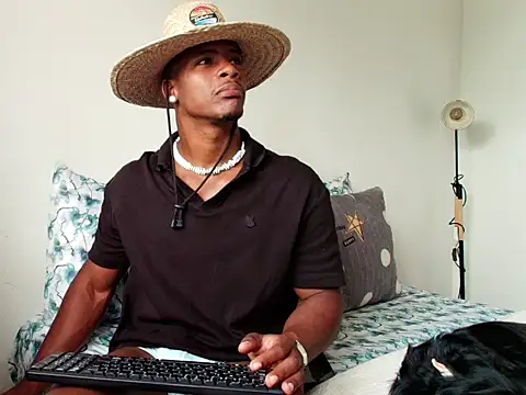 Snapshot of Lebron_black_ chatting on 3, 3, 2026 Lebron black online show from 3, 3, 2026