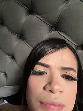 Alessia Gold online show from 4, 3, 2026