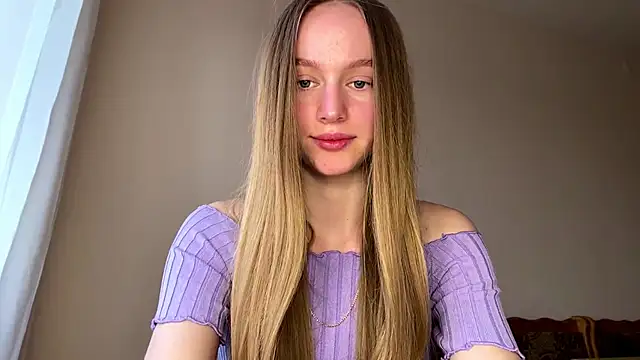 Snapshot of Viktoria_Vibes chatting on 6, 3, 2026 Viktoria Vibes online show from 6, 3, 2026