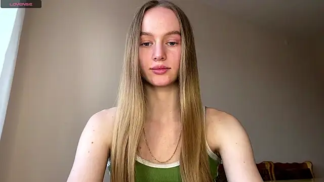 Snapshot of Viktoria_Vibes chatting on 9, 3, 2026 Viktoria Vibes online show from 9, 3, 2026