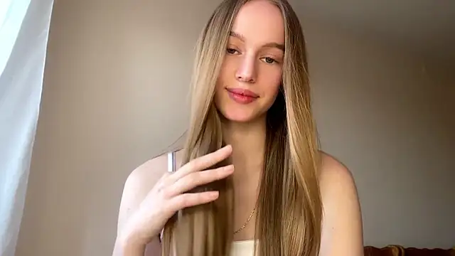 Snapshot of Viktoria_Vibes chatting on 13, 3, 2026 Viktoria Vibes online show from 13, 3, 2026