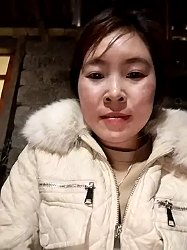 Yiyoongg online show from 20, 2, 2026