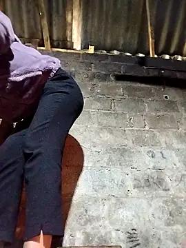 Yiyoongg online show from 17, 3, 2026