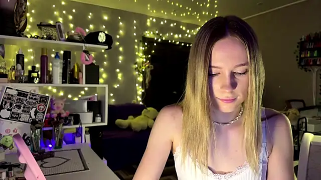 Snapshot of amily_sunray chatting on 22, 2, 2026 amily sunray online show from 22, 2, 2026