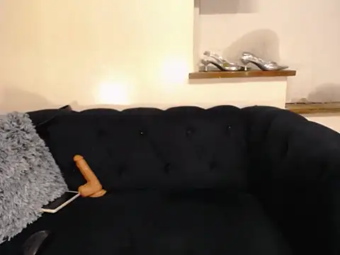 Snapshot of SexyRihannaX chatting on 5, 3, 2026 SexyRihannaX online show from 5, 3, 2026