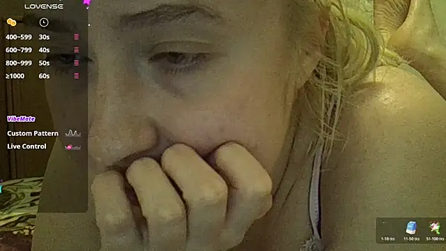 CurvyWild Lady30 online show from 8, 3, 2026