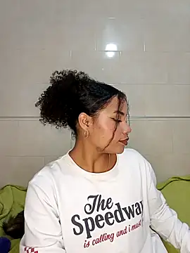 BrianaSweetxxx online show from 14, 2, 2026