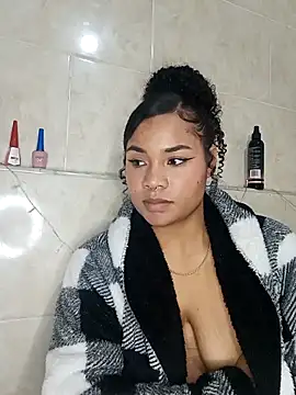 BrianaSweetxxx online show from 21, 3, 2026