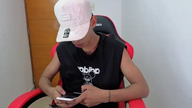 Niklausxxx online show from 9, 2, 2026