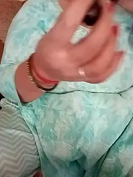 Snapshot of Simran_008 chatting on 1, 3, 2026 Simran 008 online show from 1, 3, 2026