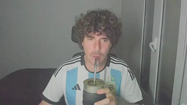 Snapshot of joaquin420_hot chatting on 9, 3, 2026 joaquin420 hot online show from 9, 3, 2026