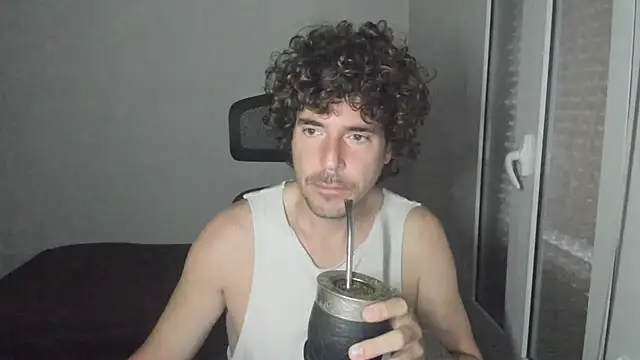 Snapshot of joaquin420_hot chatting on 20, 3, 2026 joaquin420 hot online show from 20, 3, 2026