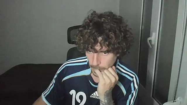 Snapshot of joaquin420_hot chatting on 21, 3, 2026 joaquin420 hot online show from 21, 3, 2026