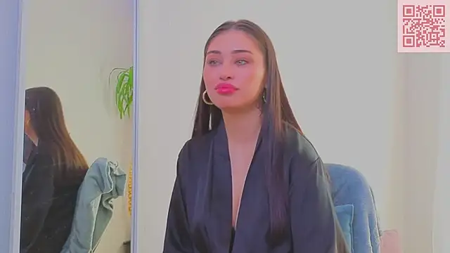 Snapshot of Sofia_Plump chatting on 9, 3, 2026 Sofia Plump online show from 9, 3, 2026