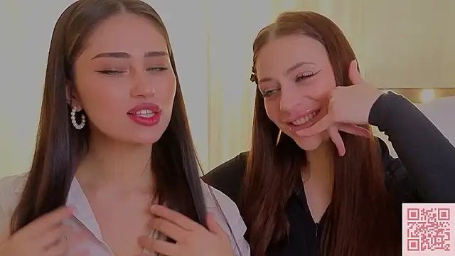 Snapshot of Sofia_Plump chatting on 15, 3, 2026 Sofia Plump online show from 15, 3, 2026