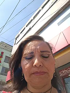 Alexamontiel  online show from 28, 2, 2026