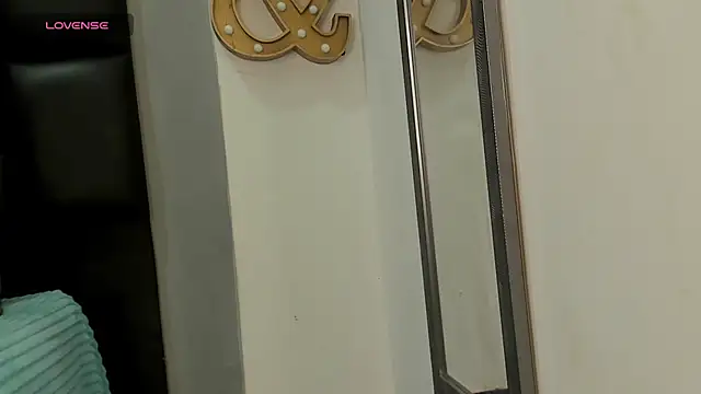 Snapshot of Criistal_castro chatting on 6, 3, 2026 Criistal castro online show from 6, 3, 2026