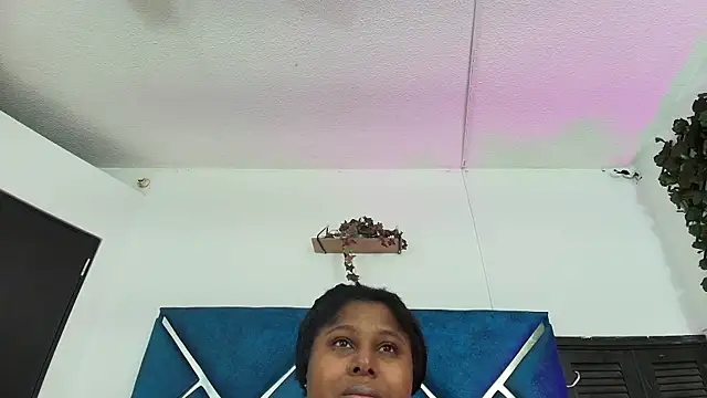 Snapshot of AlexaRousse4u chatting on 25, 3, 2026 AlexaRousse4u online show from 25, 3, 2026