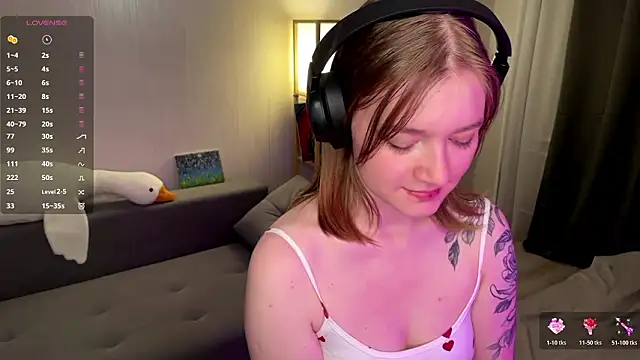 Snapshot of Mirrrra1 chatting on 27, 3, 2026 Mirrrra1 online show from 27, 3, 2026