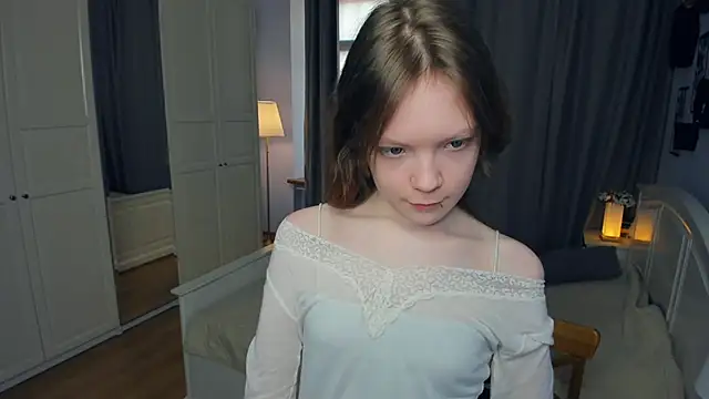 Snapshot of LavenderMitten chatting on 16, 3, 2026 LavenderMitten online show from 16, 3, 2026