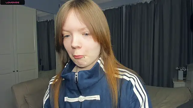 Snapshot of LavenderMitten chatting on 23, 3, 2026 LavenderMitten online show from 23, 3, 2026