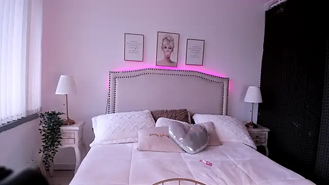 Snapshot of Maya-jhons chatting on 15, 2, 2026 Maya-jhons online show from 15, 2, 2026