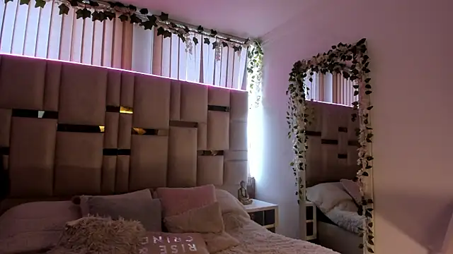 Snapshot of Maya-jhons chatting on 9, 3, 2026 Maya-jhons online show from 9, 3, 2026