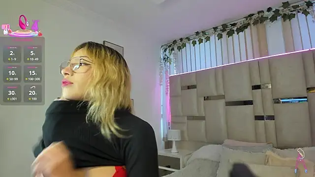 Snapshot of Maya-jhons chatting on 19, 3, 2026 Maya-jhons online show from 19, 3, 2026