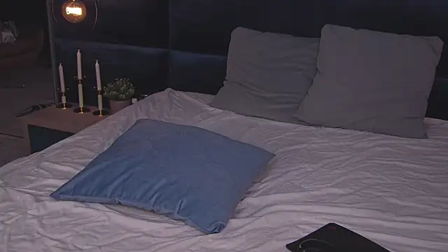 YourSweetArya online show from 27, 3, 2026