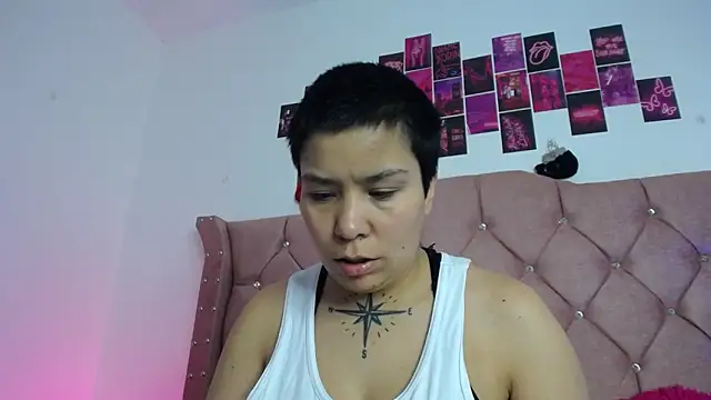 Snapshot of nat_evans8 chatting on 5, 3, 2026 nat evans8 online show from 5, 3, 2026