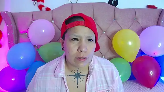 Snapshot of nat_evans8 chatting on 25, 3, 2026 nat evans8 online show from 25, 3, 2026