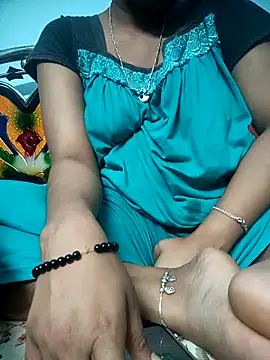 Snapshot of cutezara4 chatting on 13, 2, 2026 cutezara4 online show from 13, 2, 2026