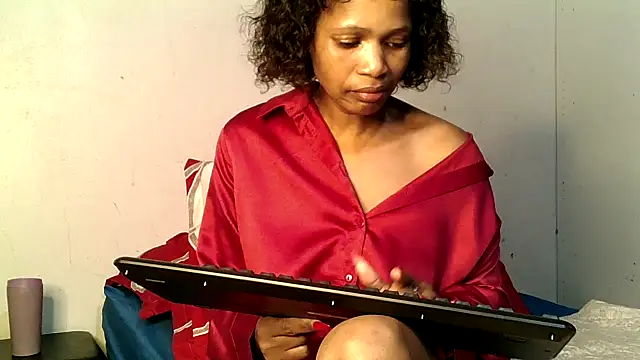 Mabelle Eveline online show from 11, 3, 2026