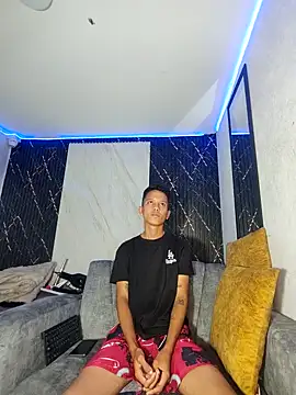 Sexy littleboy  online show from 12, 2, 2026